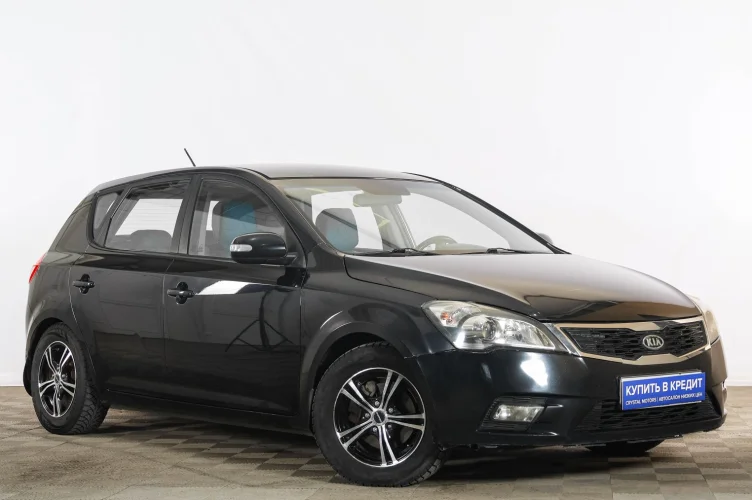 KIA cee'd 1 из 6
