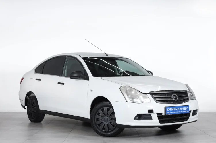 Nissan Almera