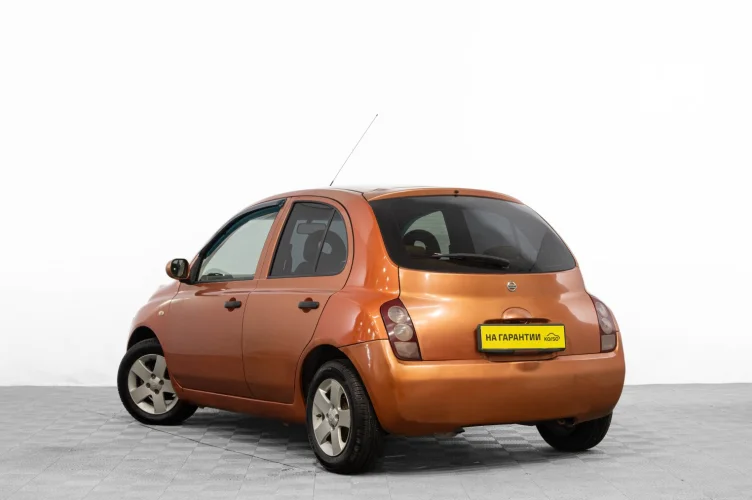 Nissan March 6 из 6