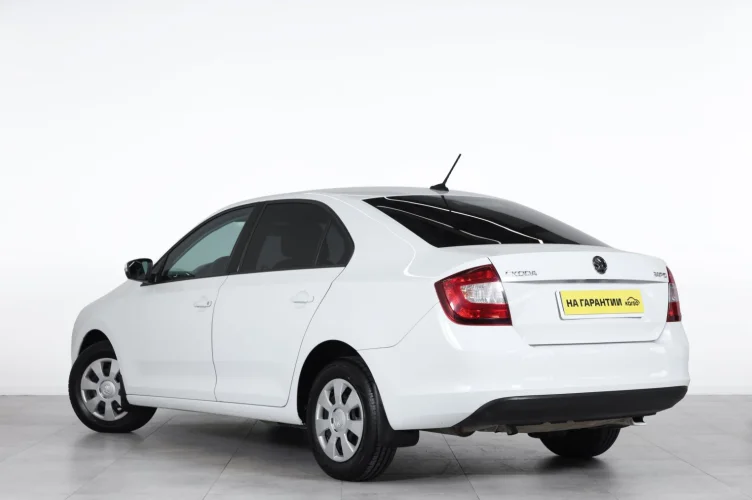 Skoda Rapid 4 из 6