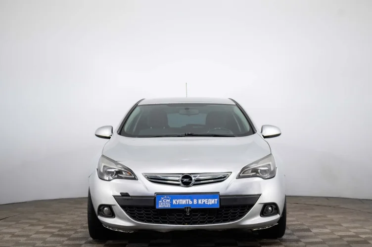 Opel Astra GTC 2 из 6