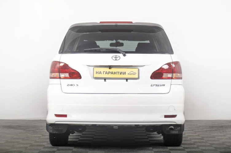 Toyota Ipsum 4 из 6