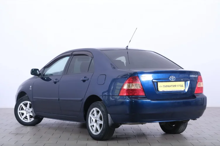 Toyota Corolla 4 из 6
