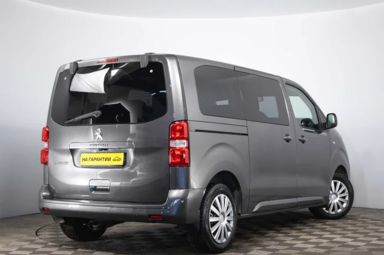 Peugeot Traveller 6 из 6