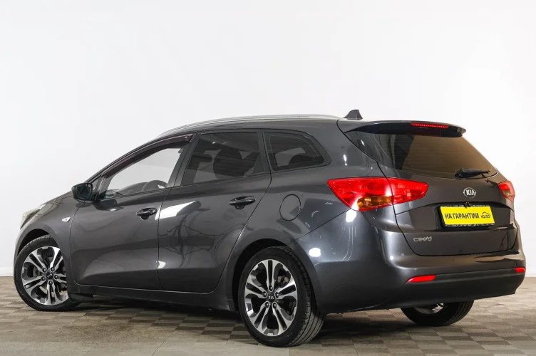 KIA cee'd 4 из 6