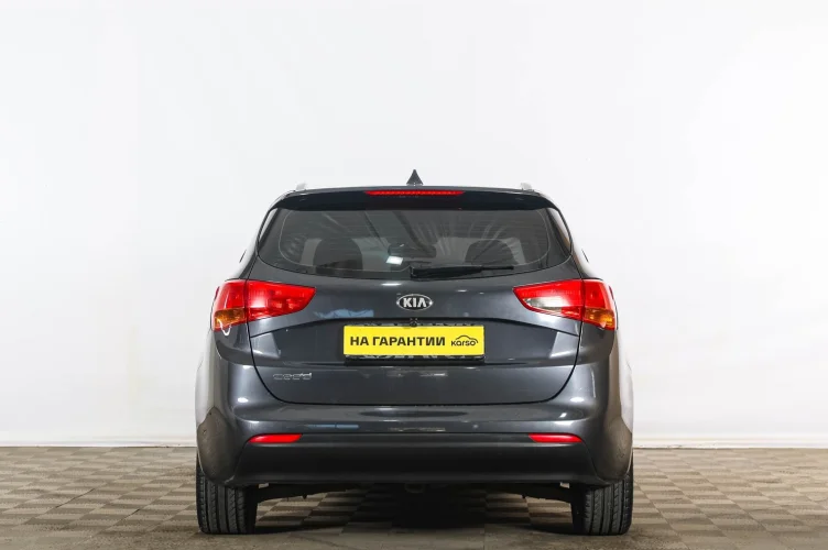 KIA cee'd 5 из 6