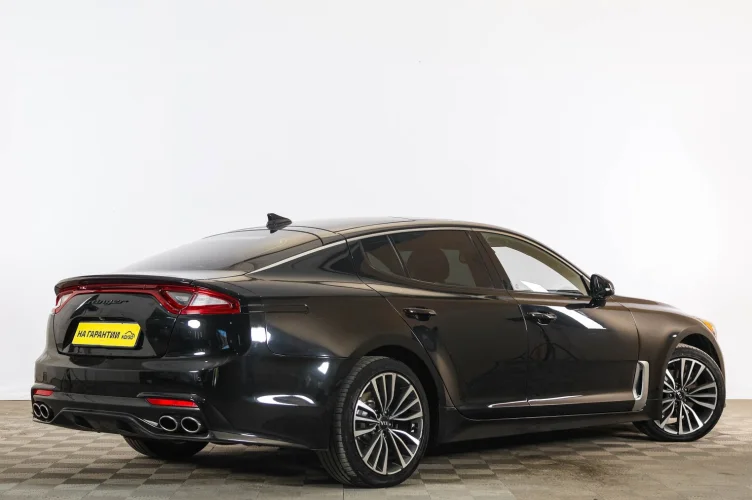 KIA Stinger 6 из 6