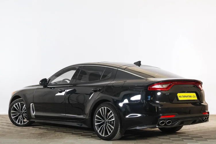 KIA Stinger 4 из 6