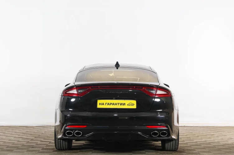 KIA Stinger 5 из 6