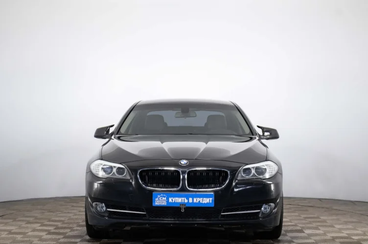 BMW 5 серия 2 из 6