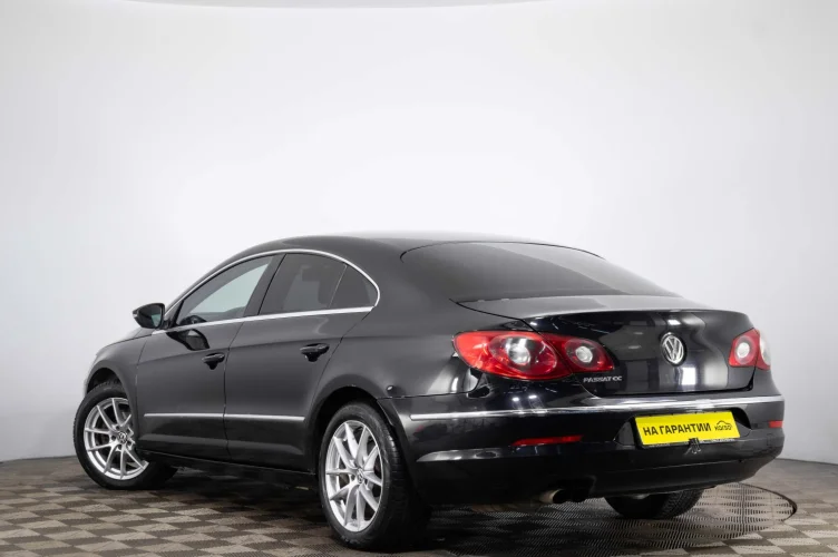 Volkswagen Passat CC 4 из 6
