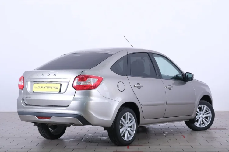 ВАЗ (LADA) Granta 6 из 6