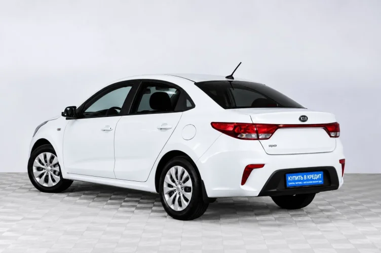 KIA Rio 4 из 6