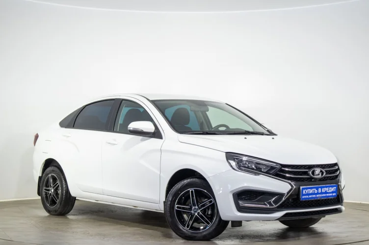 ВАЗ (LADA) Vesta 1 из 6