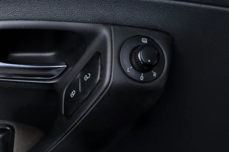 Volkswagen Polo 12 из 18