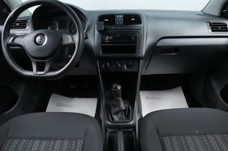 Volkswagen Polo 8 из 16