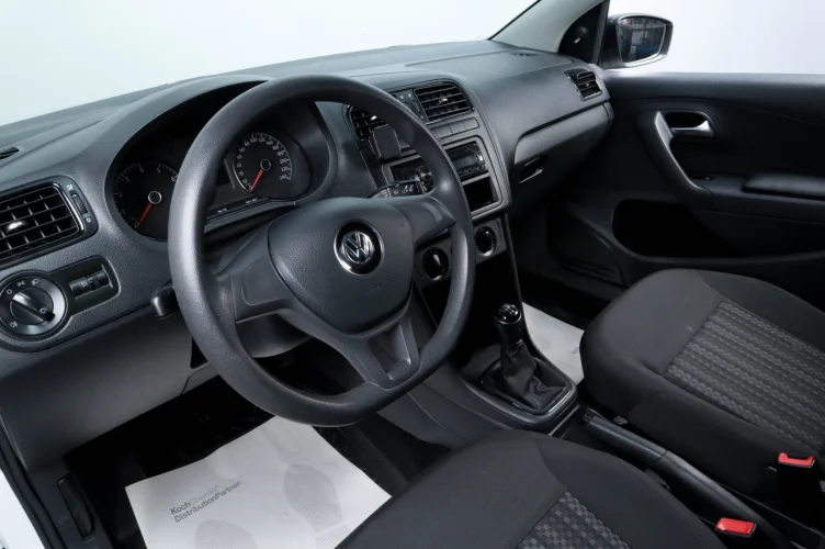 Volkswagen Polo 7 из 16