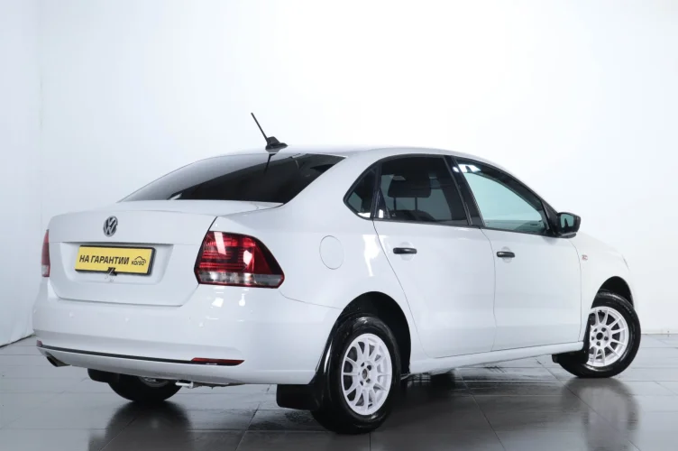 Volkswagen Polo 4 из 16