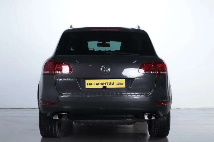 Volkswagen Touareg 5 из 6