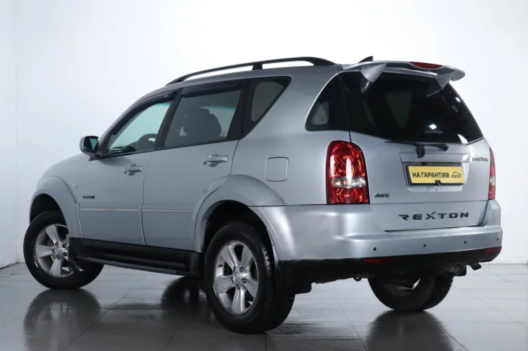 SsangYong Rexton 6 из 17