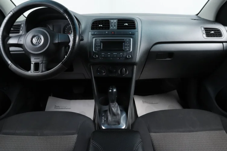 Volkswagen Polo 7 из 14