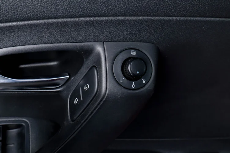 Volkswagen Polo 12 из 14