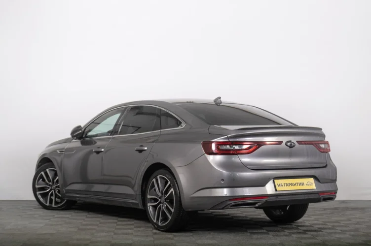 Renault Samsung SM6 5 из 6