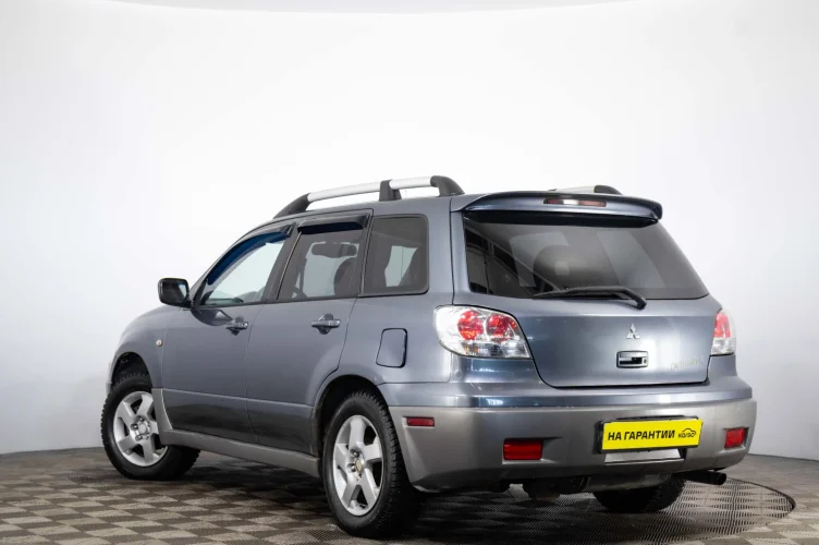 Mitsubishi Outlander 4 из 6