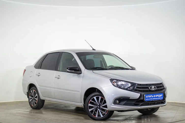 ВАЗ (LADA) Granta 1 из 6