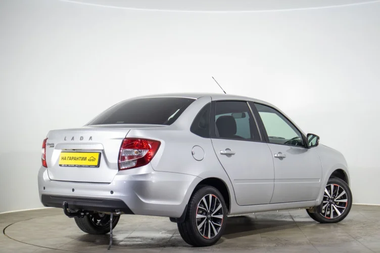 ВАЗ (LADA) Granta 4 из 6