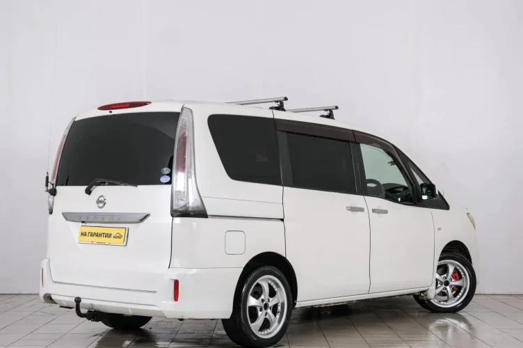 Nissan Serena 6 из 6