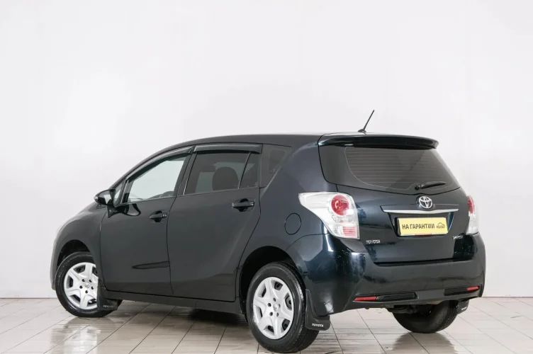 Toyota Verso 4 из 6