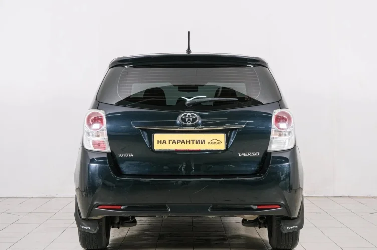 Toyota Verso 5 из 6