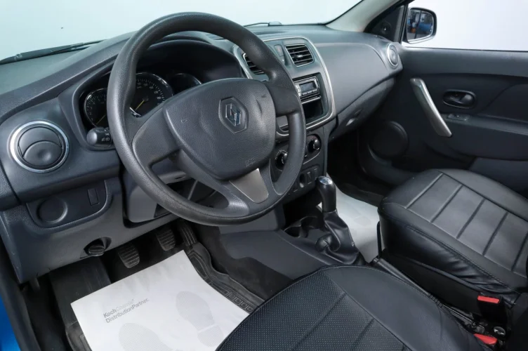 Renault Logan 7 из 16