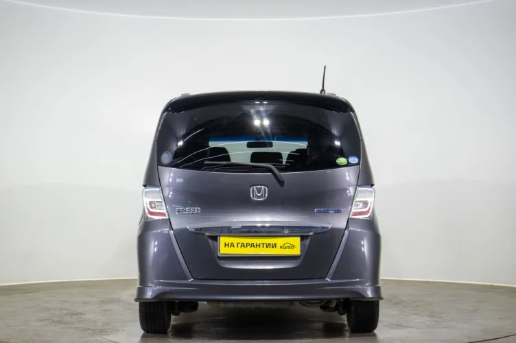 Honda Freed 5 из 6
