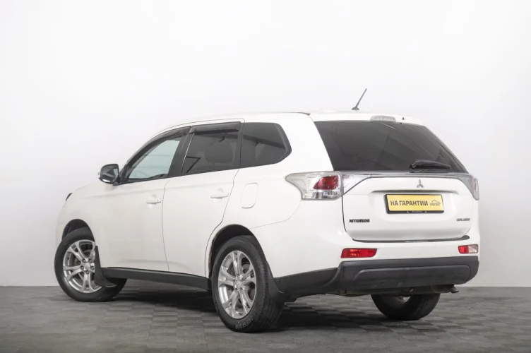 Mitsubishi Outlander 5 из 6