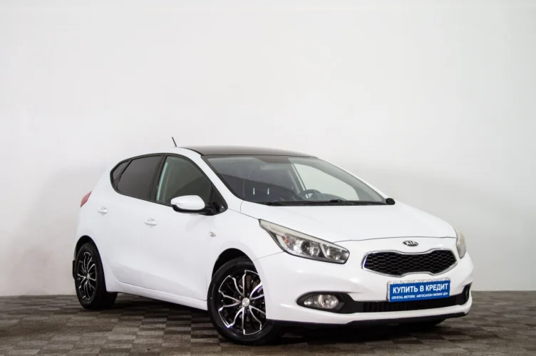 KIA cee'd 1 из 6