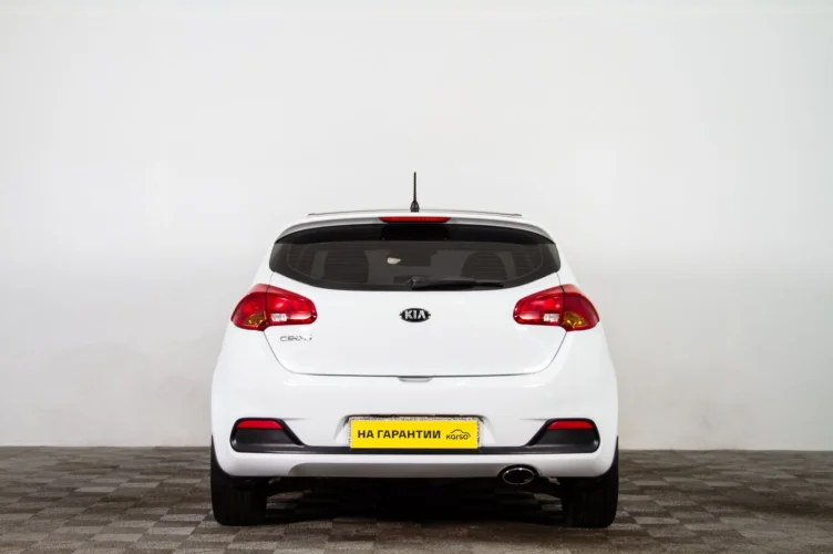 KIA cee'd 5 из 6