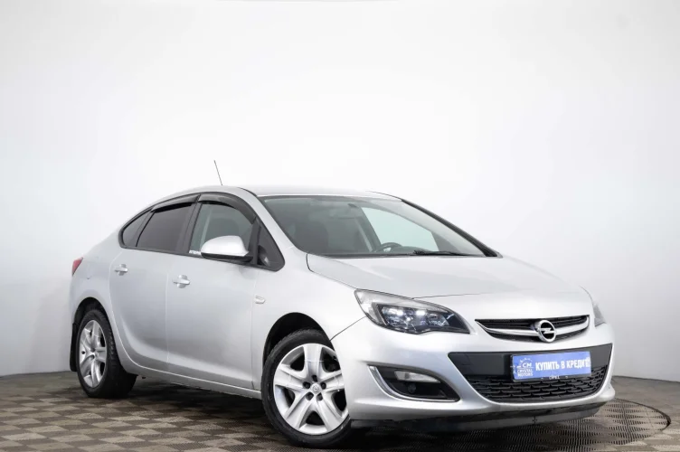 Opel Astra 1 из 6