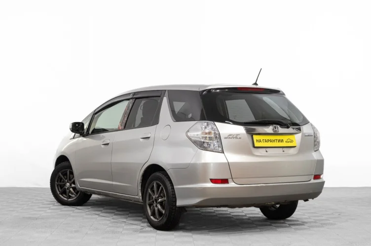 Honda Fit Shuttle 5 из 6