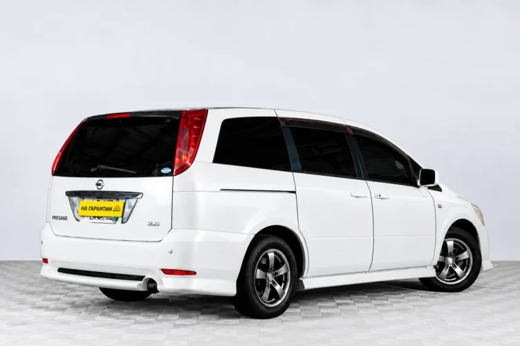 Nissan Presage 6 из 6
