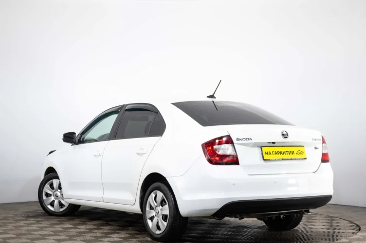 Skoda Rapid 4 из 6