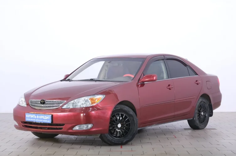 Toyota Camry 3 из 6