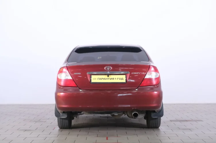 Toyota Camry 5 из 6