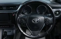 Toyota Auris 13 из 19