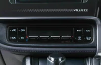 Toyota Auris 15 из 19