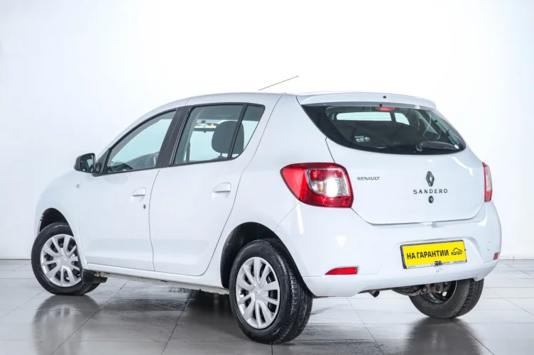 Renault Sandero 5 из 6