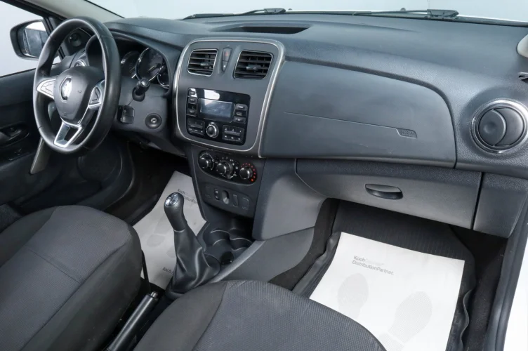 Renault Sandero 12 из 13