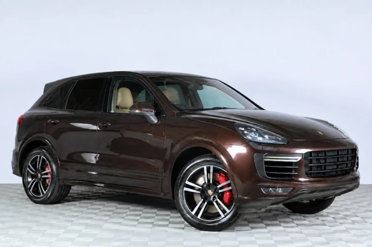 Porsche Cayenne Turbo 1 из 6