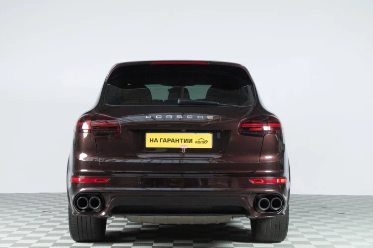 Porsche Cayenne Turbo 5 из 6